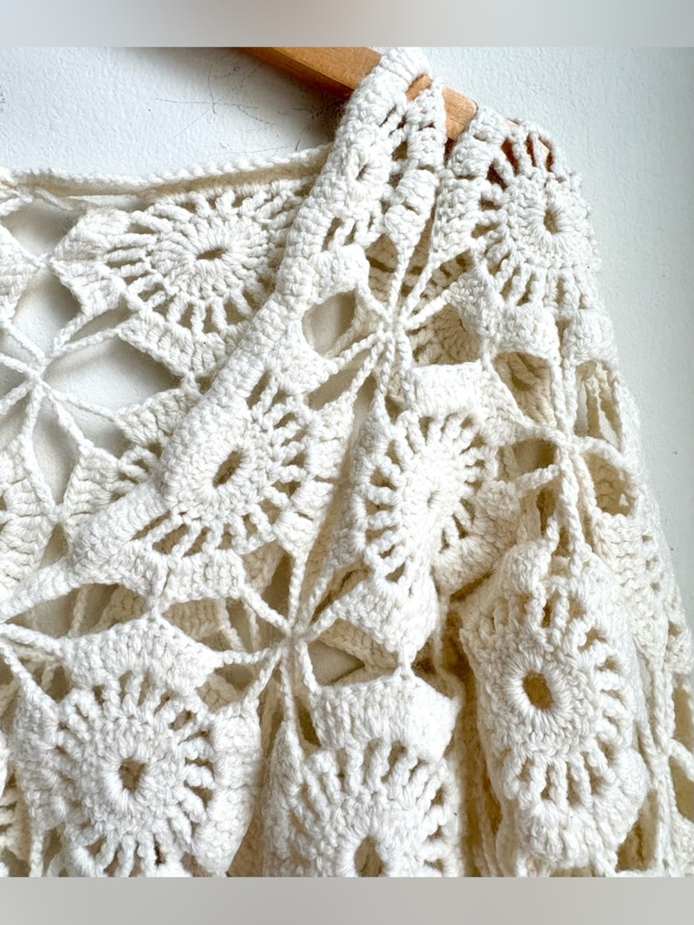 Open knit Boho Style feminine CREAM CROCHET Sweater Blouse Top - Picture 2 of 4